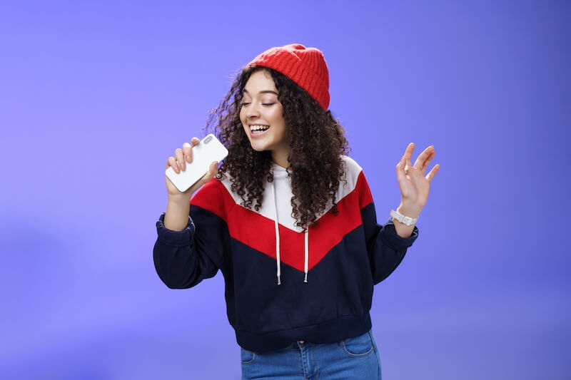 修复 Apple Music 应用唱卡拉 OK 功能不起作用或不可用的问题