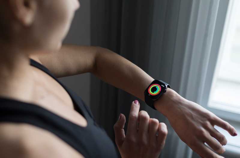 修复Fitbit Sense或充电5电池缓慢充电或根本没有充电