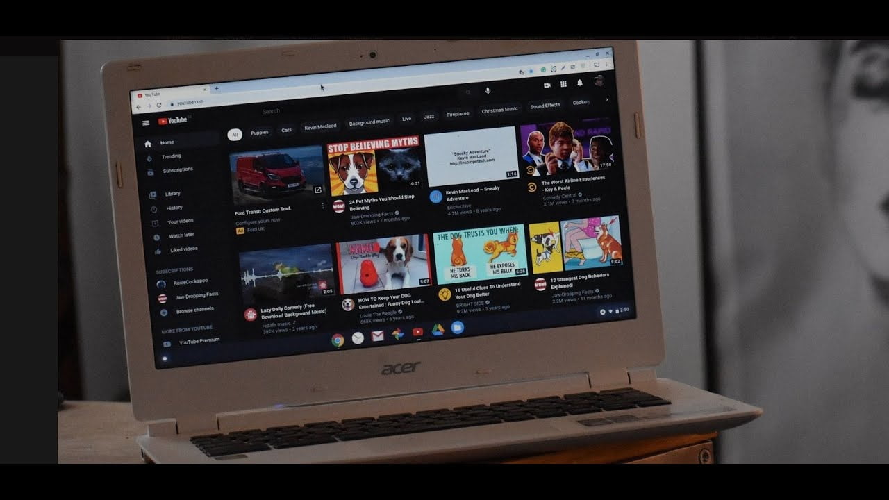 如何在 YouTube 上免费租借电影？