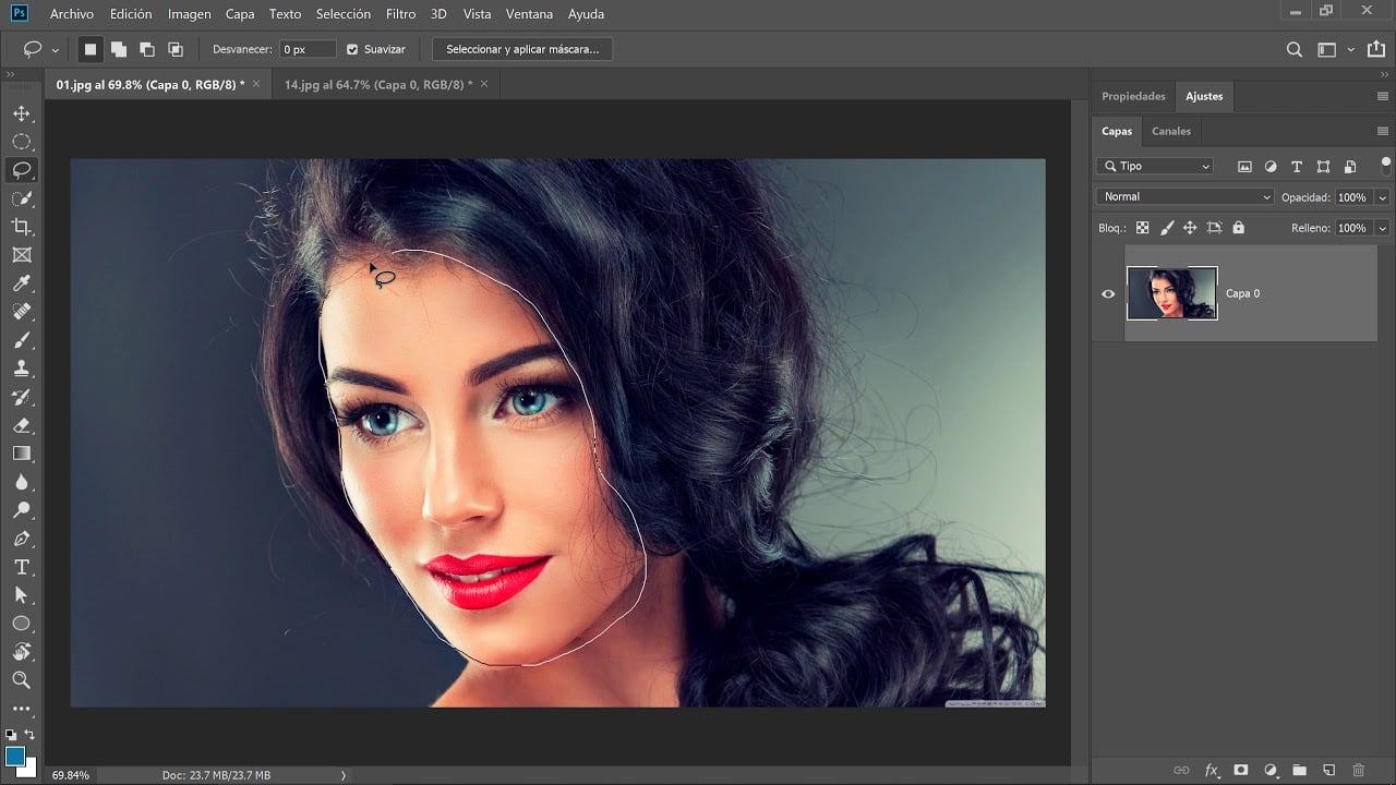 如何在 Photoshop 中应用风车滤镜？